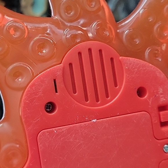 Disney Finding Dory Change and Chat Hank Octopus Talking Light Up Color 2016 - Picture 5 of 6